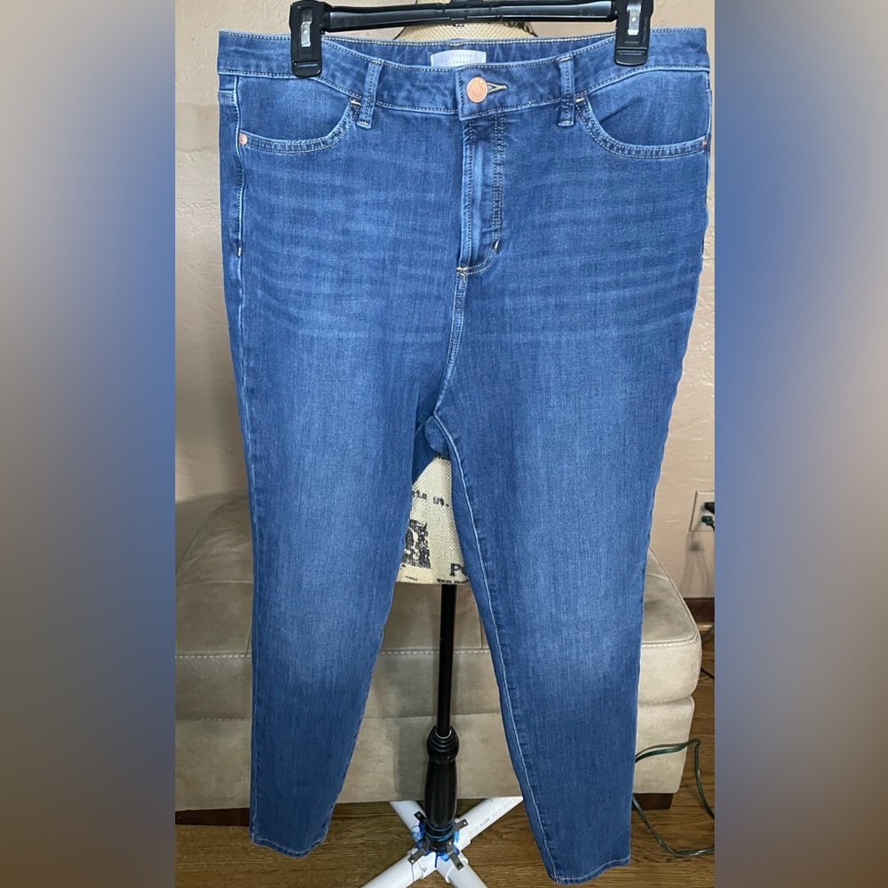 LC Lauren Conrad Women's Skinny Jeans in Blue Sz 16 Excellent condition
